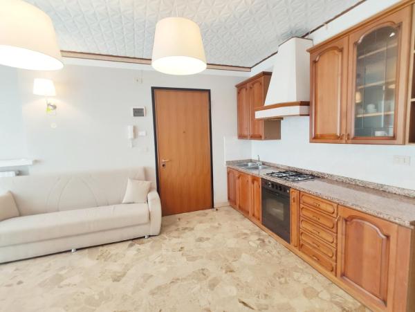 Apartament 2 Habitacions — 85 m² - LCC - Centralissimo - 100 mt da Piazza Mazzini - 50 mt dal mare - Immobil Relax