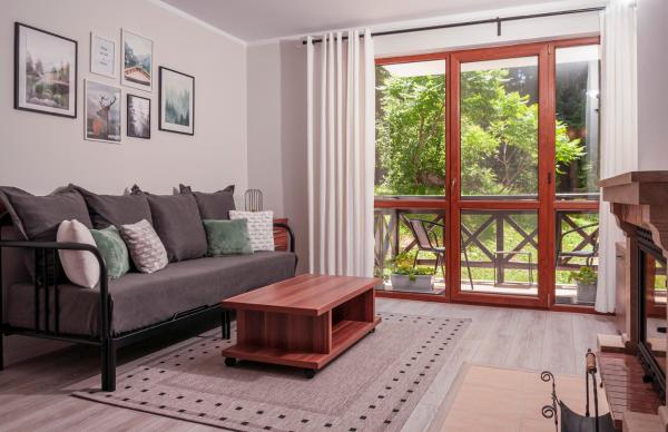 A la foto es mostra l'objecte Утро без Аларма, Смолянски езера. Alarm free Morning Smolyan lakes situat a la ciutat de Smolyan.