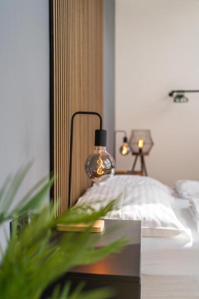 Фотография 2: MyFlat - Bright Apartment near Central Station