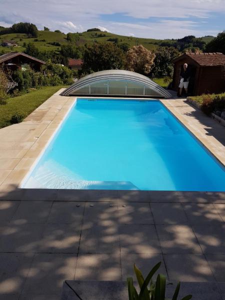 Na fotografii je vidět objekt Les collines nacházející se ve městě Sillans.
