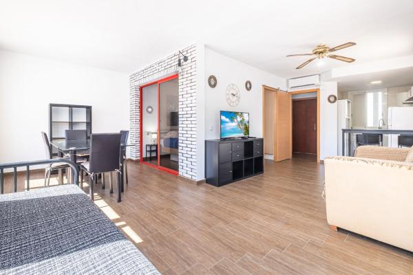 A la foto es mostra l'objecte Loix Mar Apartment 2-F Levante Beach situat a la ciutat de Benidorm.