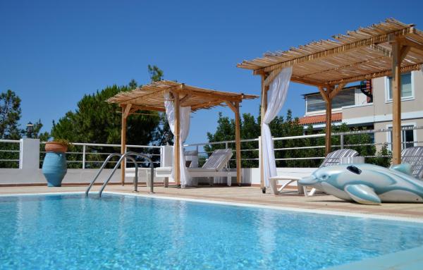 A la foto es mostra l'objecte Aegean Apartments situat a la ciutat de Hersonissos.