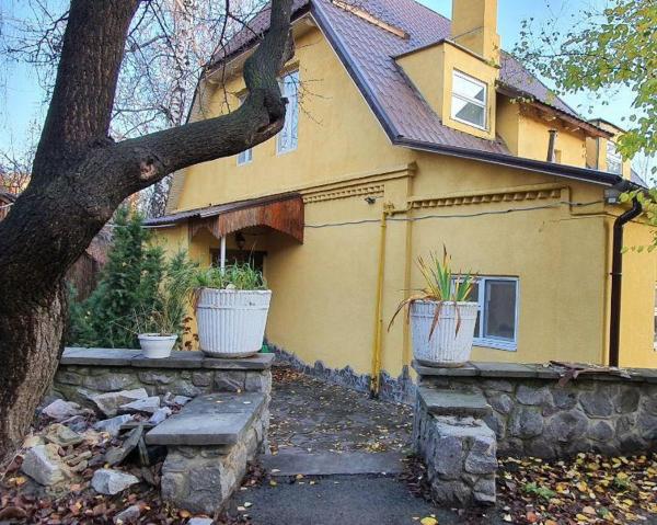 Хотел на Печерской, Kiev