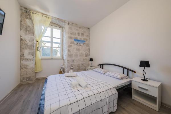 Zdjęcie 4: A 2 - spacious apt on seafront with the sea view