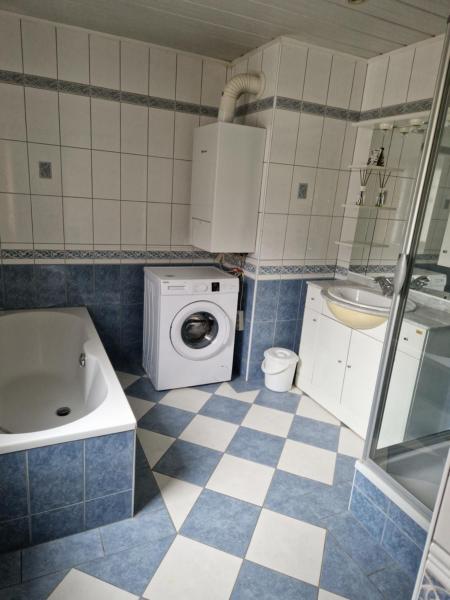 Auf dem Foto ist das Objekt DRKARLRENNER in der Stadt Laxenburg zu sehen.