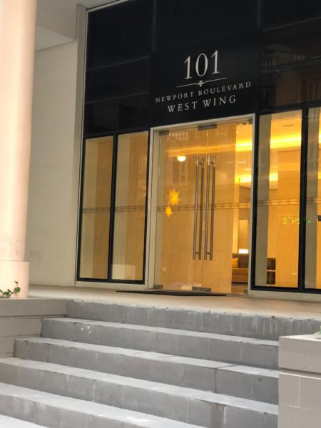 A la foto es mostra l'objecte 101 Newport Boulevard-Favila Condotel Unit near Airport situat a la ciutat de Manila.