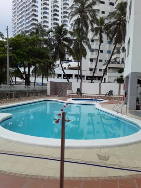 Apartamento entero con vista al mar, Картахена