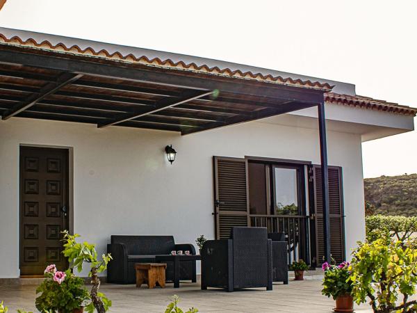 Nella foto è visibile l'oggetto Live Adeje Ifonche Relax Place with Terrace situato nella città di Adeje.