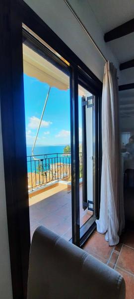Na foto é possível ver o objeto MANDALA HOUSE localizado na cidade de Afissos.