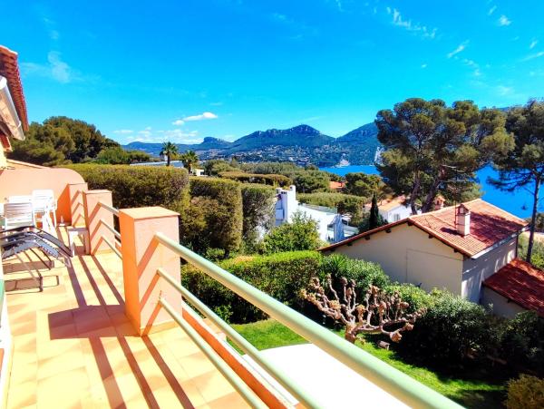Na fotografii je vidět objekt BASTIDE d'Azur 160m2 - Double Terrasse vue Cap Canaille nacházející se ve městě Cassis.