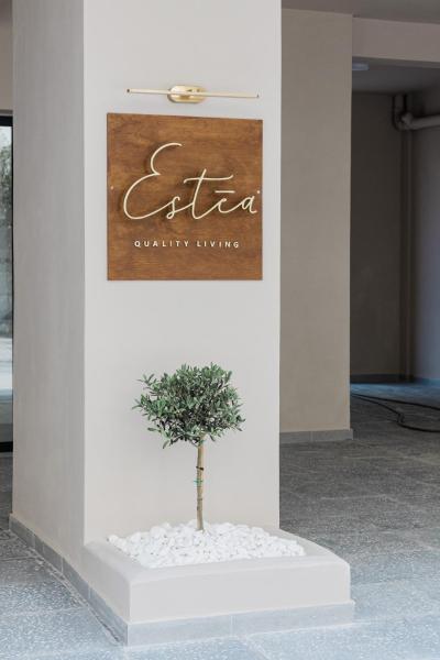 照片显示了位于Volos市的ESTEA Quality Living物件。