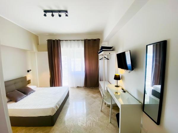 Na fotografii je vidět objekt Leone Suite B&B & Restaurant AIC nacházející se ve městě Palermo.