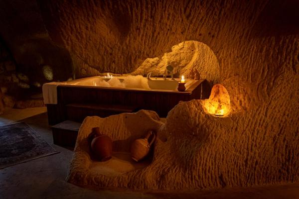 Na fotografii je vidět objekt Feris Cave Suite Hotel nacházející se ve městě Ürgüp.