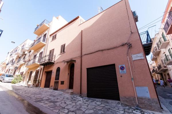 Trinity Apartments - Scopello
