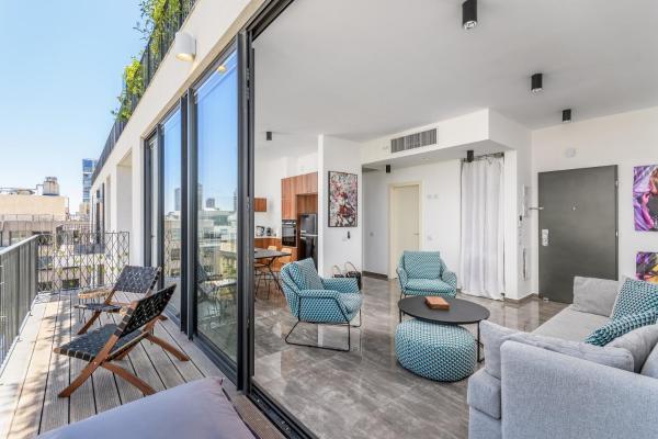 Blue Vibes by Sea U TLV, Tel Aviv