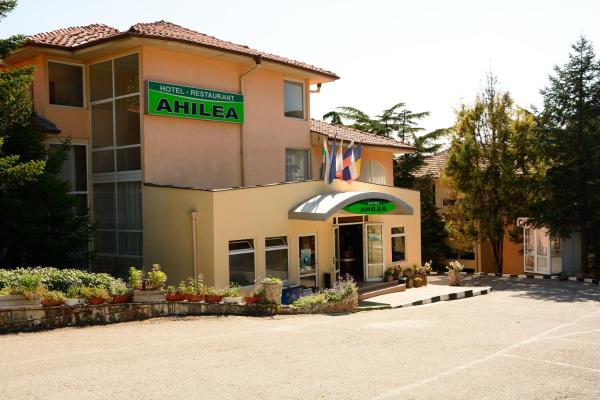 A la foto es mostra l'objecte Ahilea Hotel - Free Pool Access situat a la ciutat de Balchik.