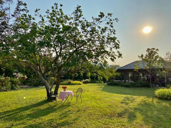 På billedet ses objektet Khao Kheow Garden เขาเขียว การ์เดน beliggende i byen Ban Khlong Khleng.