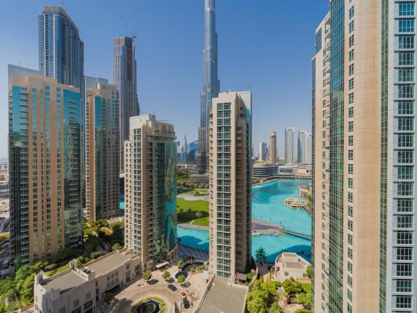 Na fotografii je vidět objekt Modern 2BR in Burj Khalifa View Blvd Central-2002 nacházející se ve městě Dubaj.