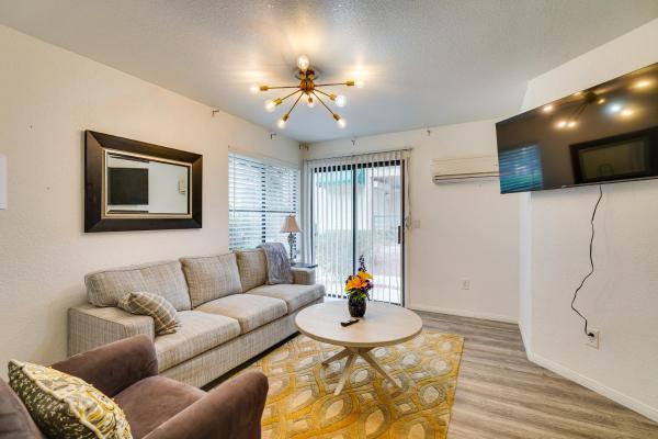 Na fotografii je vidět objekt Vacation Rental Near Las Vegas Strip with Pool! nacházející se ve městě Las Vegas.