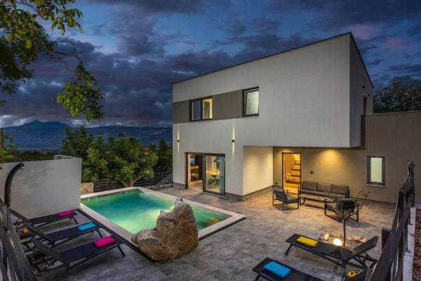 På billedet ses objektet Villa Kamik - The Oasis of Peace beliggende i byen Kršan.