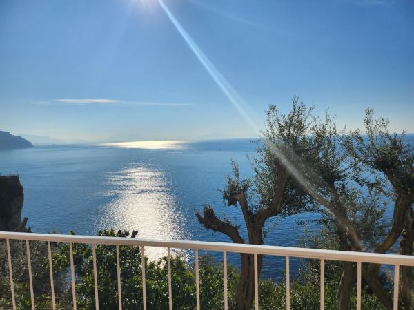 A la foto es mostra l'objecte Margiolà Amalfi situat a la ciutat de Amalfi.