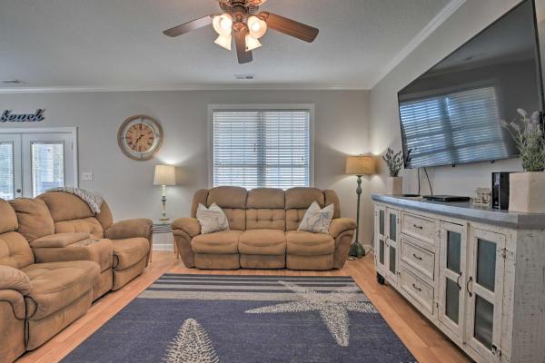 Large Home With Hot Tub And Pool 500 Ft To The Beach - Garden City, SC