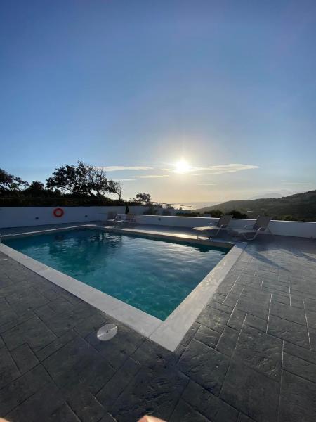 Villa George Sea View with pool - Triopetra