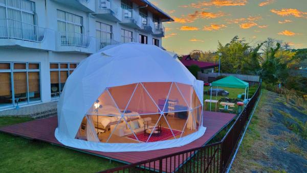 På bildet vises objektet glampark Kameyama Onsen Chiba som ligger i byen Tabuchi.
