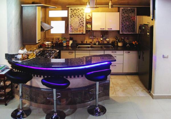 A la foto es mostra l'objecte Nasr city LUXURY apartment & UNIQUE location situat a la ciutat de El Caire.