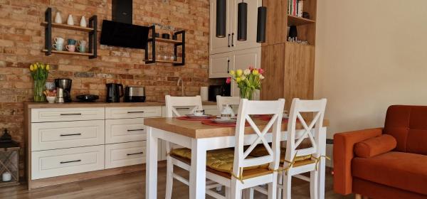 Auf dem Foto ist das Objekt Apartament Łomnicka 59 in der Stadt Wojanów zu sehen.