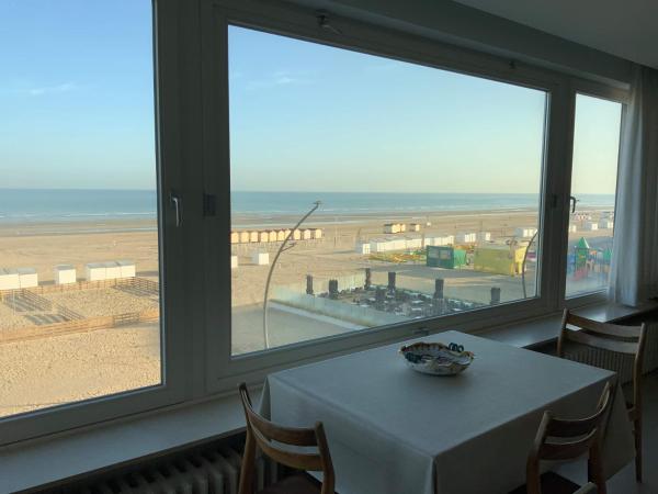 Appartement met zeezicht enkel huren per week, La Panne