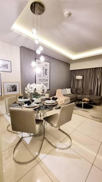 Na fotografii je vidět objekt Amazing Paramount Hotel apartment D48 nacházející se ve městě Dubaj.