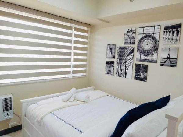 A la foto es mostra l'objecte Larue cozy room in Solemare Parksuites Paranaque situat a la ciutat de Manila.
