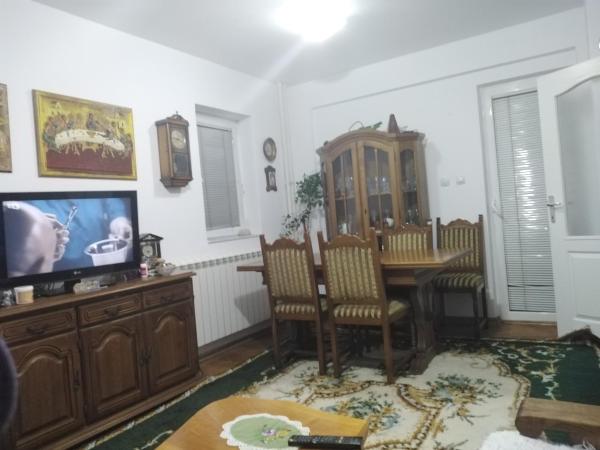 På billedet ses objektet Kraljevski apartman beliggende i byen Kraljevo.