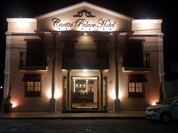 Na fotografii je vidět objekt Caetité Palace Hotel nacházející se ve městě Caetité.