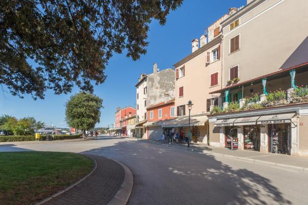 A la foto es mostra l'objecte Apartments by the sea Rovinj - 7733 situat a la ciutat de Rovinj.