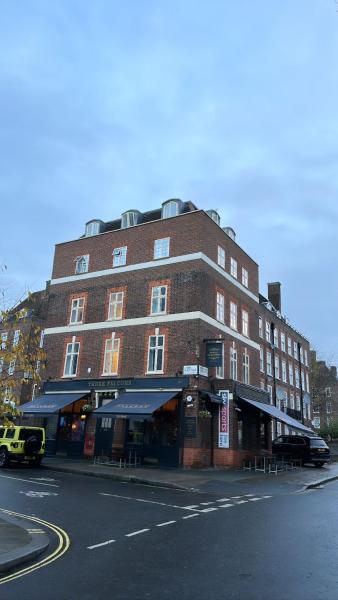 Three Falcons, London
