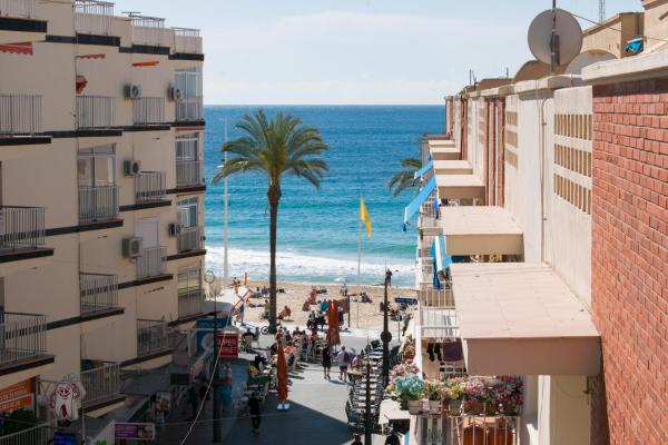 A la foto es mostra l'objecte COVESA I Centro Levante Beach situat a la ciutat de Benidorm.
