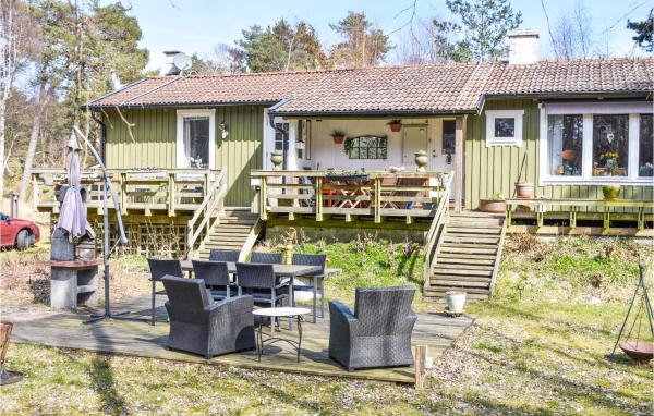 A la foto es mostra l'objecte Stunning Home In Borrby With Wifi situat a la ciutat de Borrby.