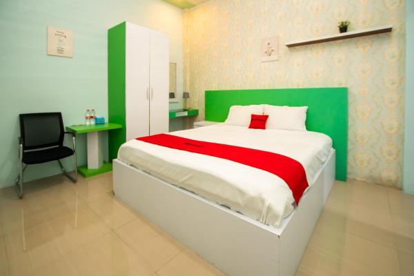 På bildet vises objektet RedDoorz Syariah near Pantai Bali Abdya Blang Pidie som ligger i byen Blangpidie.