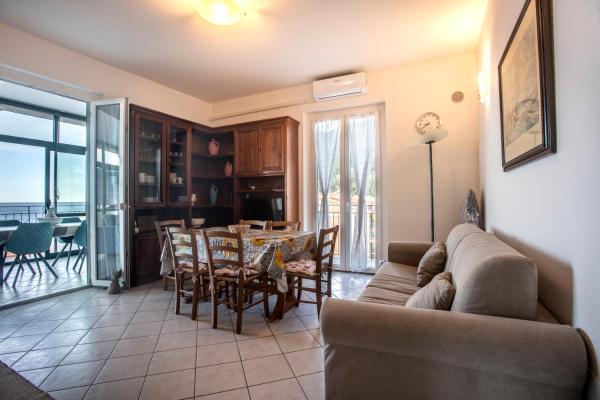 Fotografie 7: 162 - La Veranda Sull'Acqua, Fronte e Vista Mare Riva Trigoso, POSTO AUTO PRIVATO