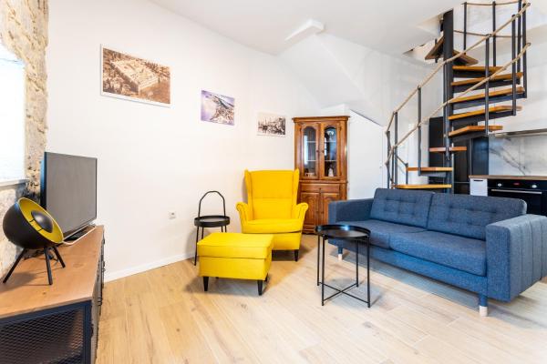 The photo shows the Petra Heritage apartment located in the city of Split.