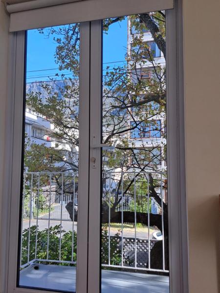 Billede 6: Table Mountain views, modern,lots of natural light, with parking