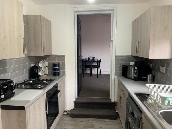 Billede 8: Rawling - Welcoming 3 bed apartment with free Wifi and Free Parking