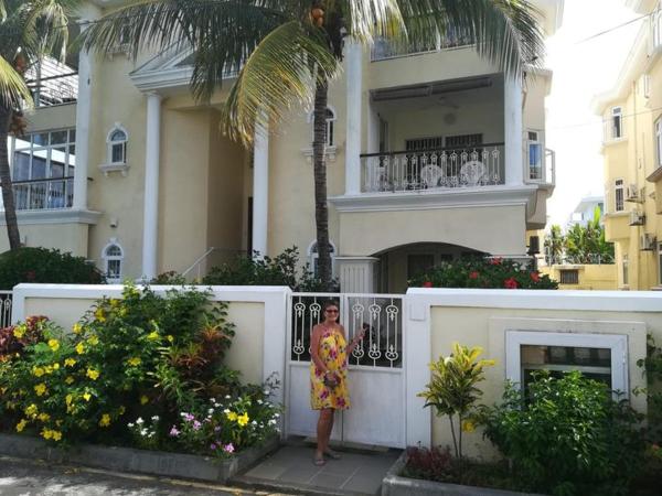 Charming apartment about 120m from the beautiful beach of Trou aux Biches., Тру-о-Биш