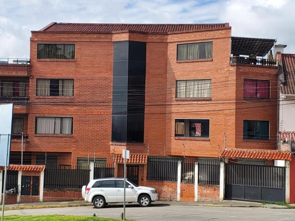 A la foto es mostra l'objecte Departamento en Cuenca, 3 Habitaciones y parqueo gratis situat a la ciutat de Cuenca.
