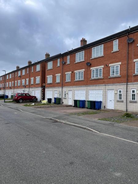Φωτογραφία 5: 3 Floors, Sleeps 14, 3 Baths, View, Parking, Grimsby Cleethorpes Beach