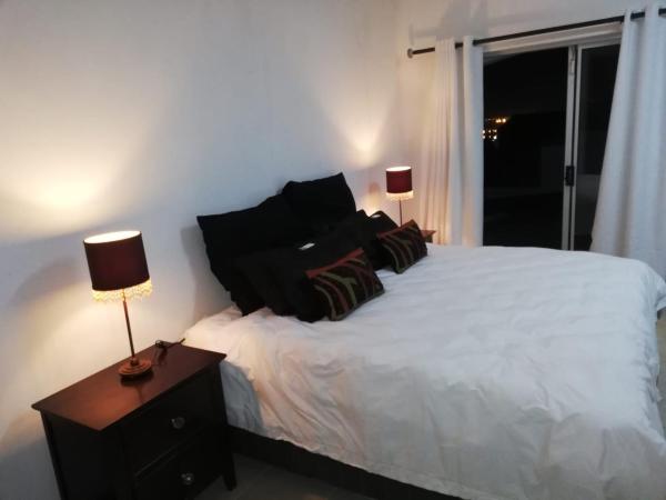 A la foto es mostra l'objecte The Wynford Lodge situat a la ciutat de Summerstrand.