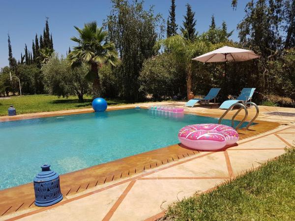 A la foto es mostra l'objecte villa Marrakech raja situat a la ciutat de Tikoutar.