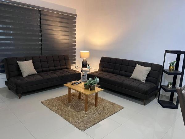 A la foto es mostra l'objecte TWO bedroom apartment 101 situat a la ciutat de Mazatlán.